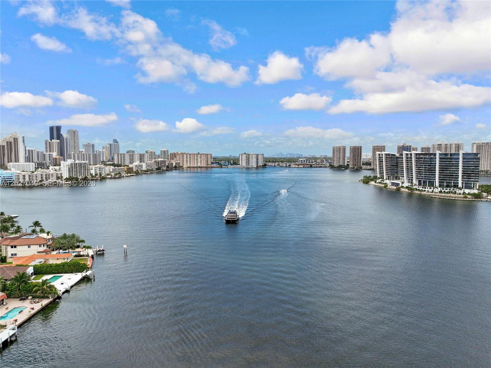 3600 Mystic Pointe Dr #812, Aventura FL 33180