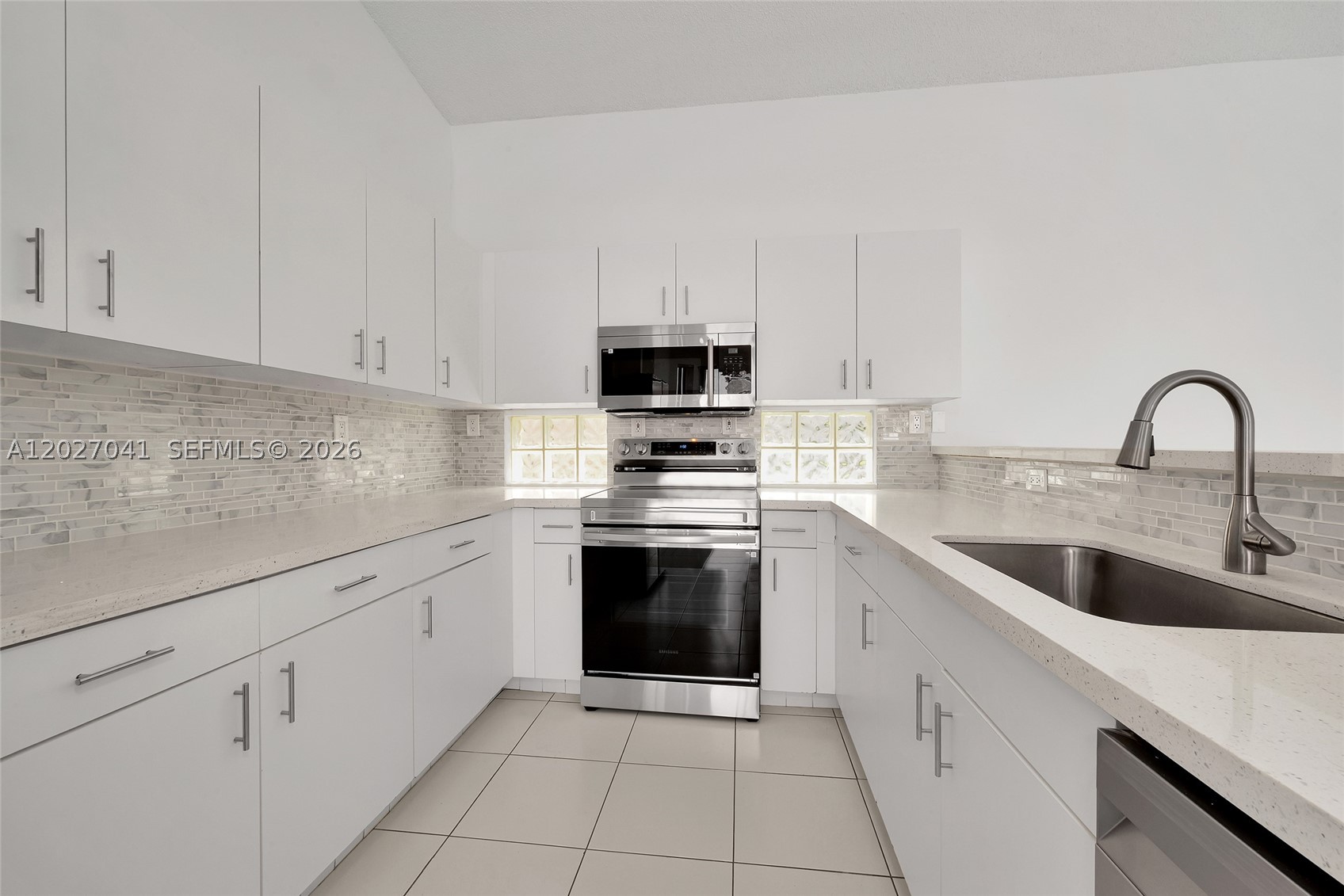 15558 SW 112th Dr, Miami FL 33196