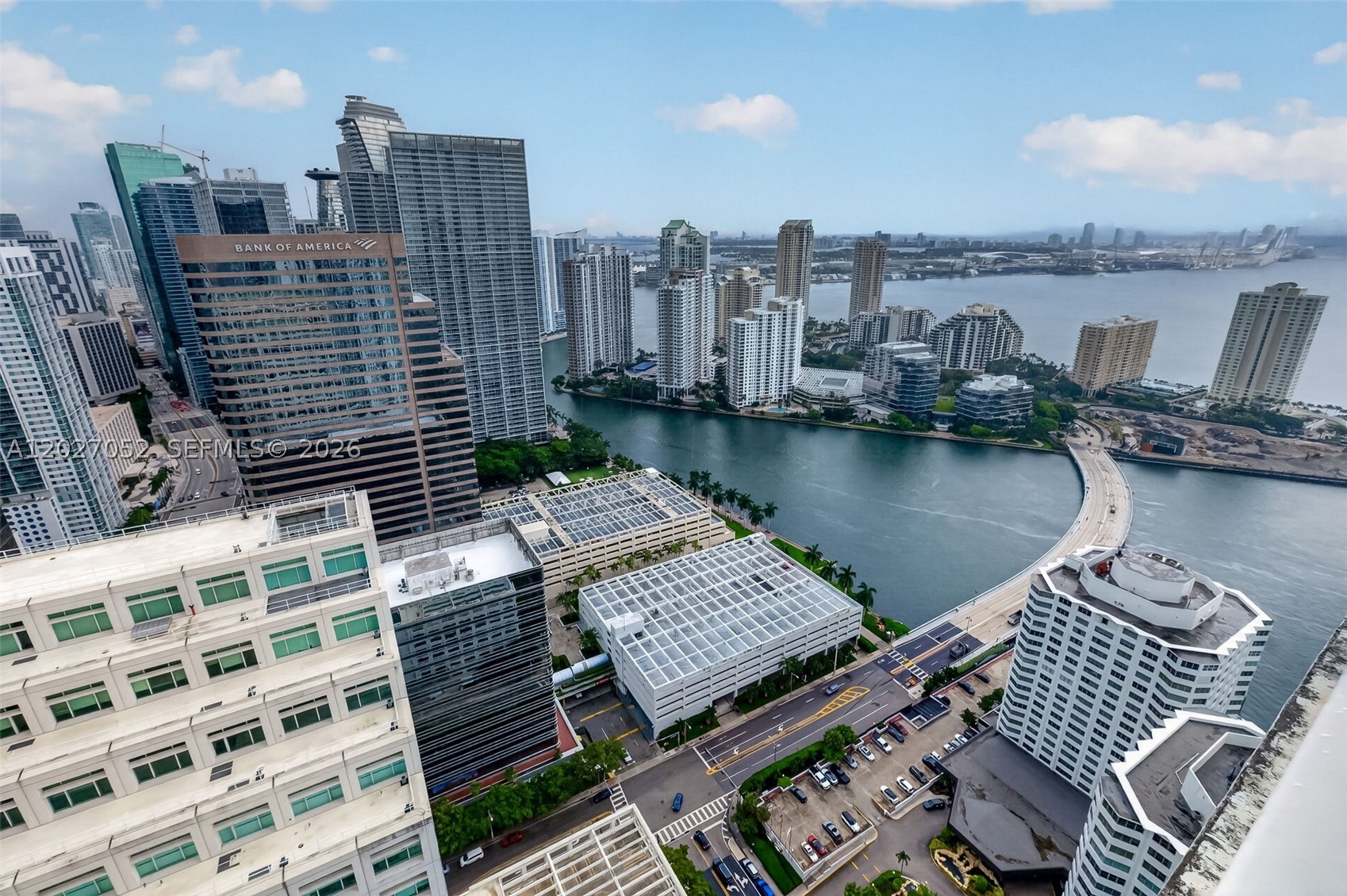 950 Brickell Bay Dr #4504, Miami FL 33131