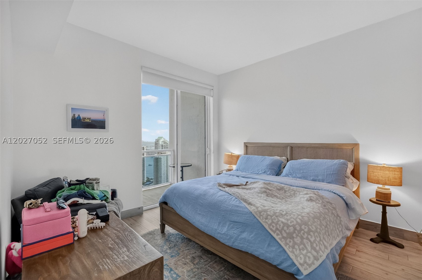 950 Brickell Bay Dr #4504, Miami FL 33131