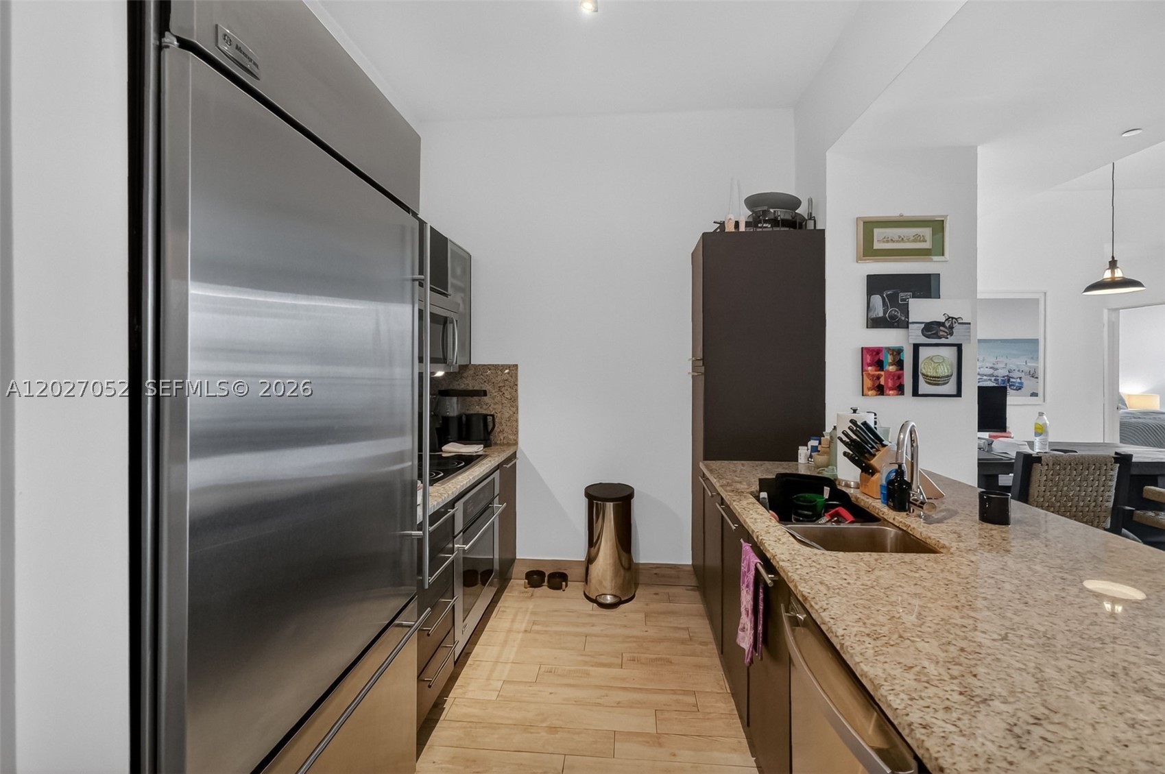 950 Brickell Bay Dr #4504, Miami FL 33131