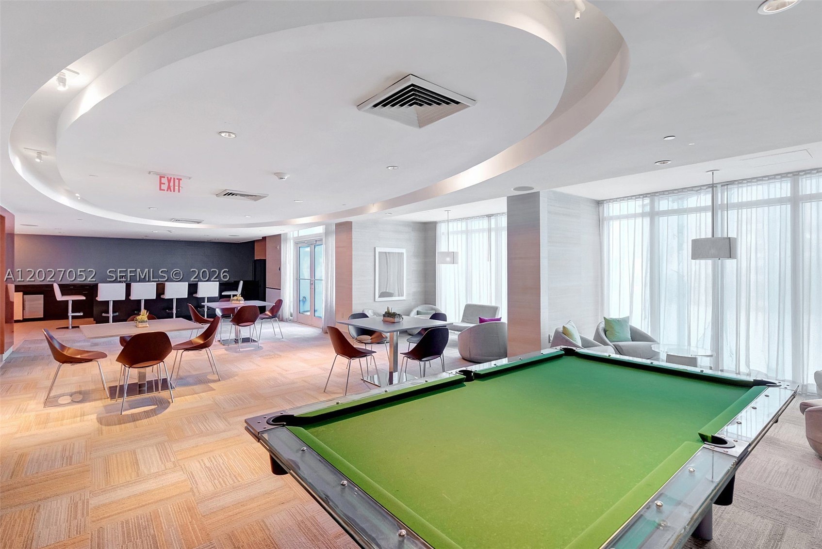 950 Brickell Bay Dr #4504, Miami FL 33131