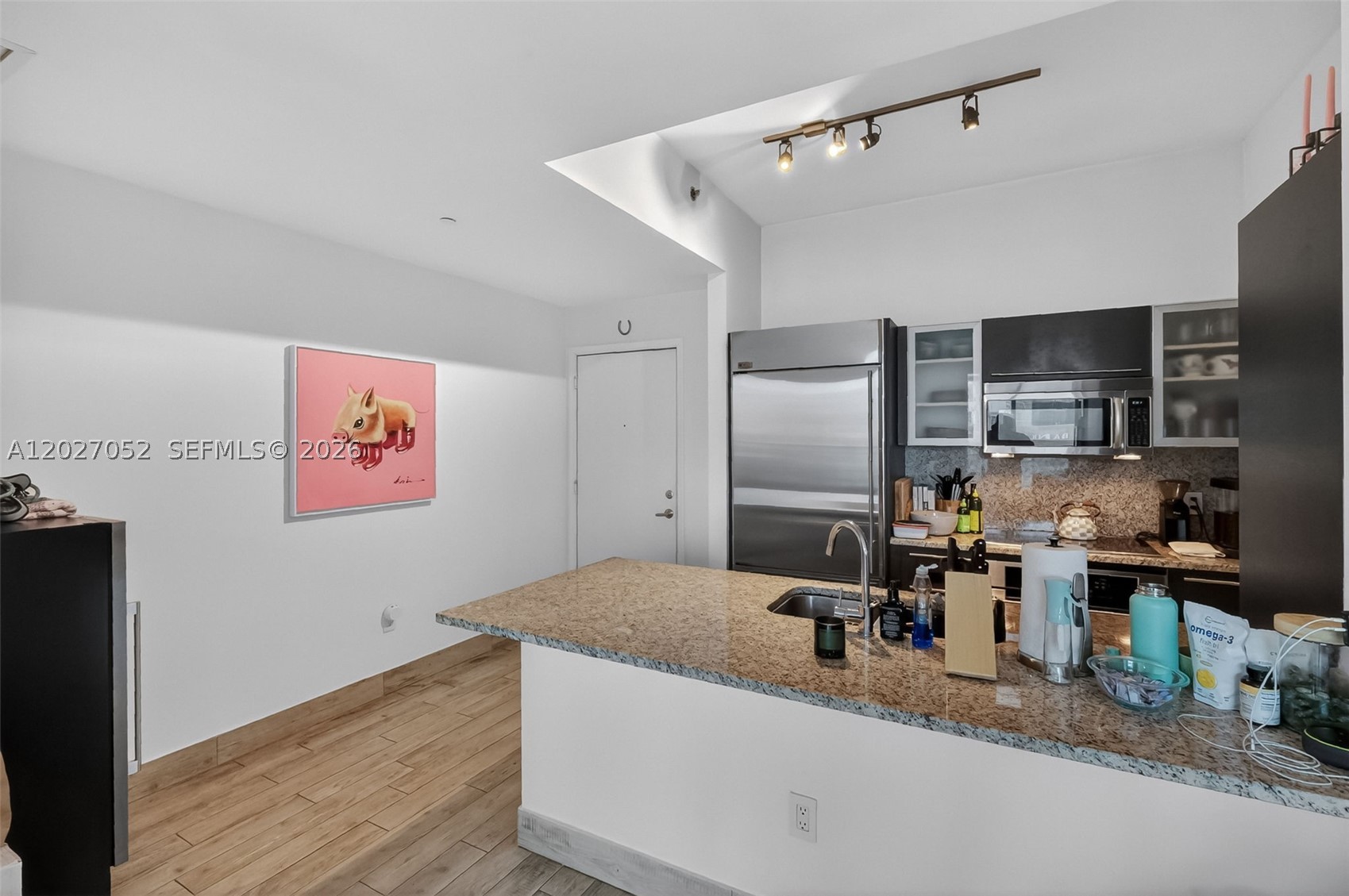 950 Brickell Bay Dr #4504, Miami FL 33131