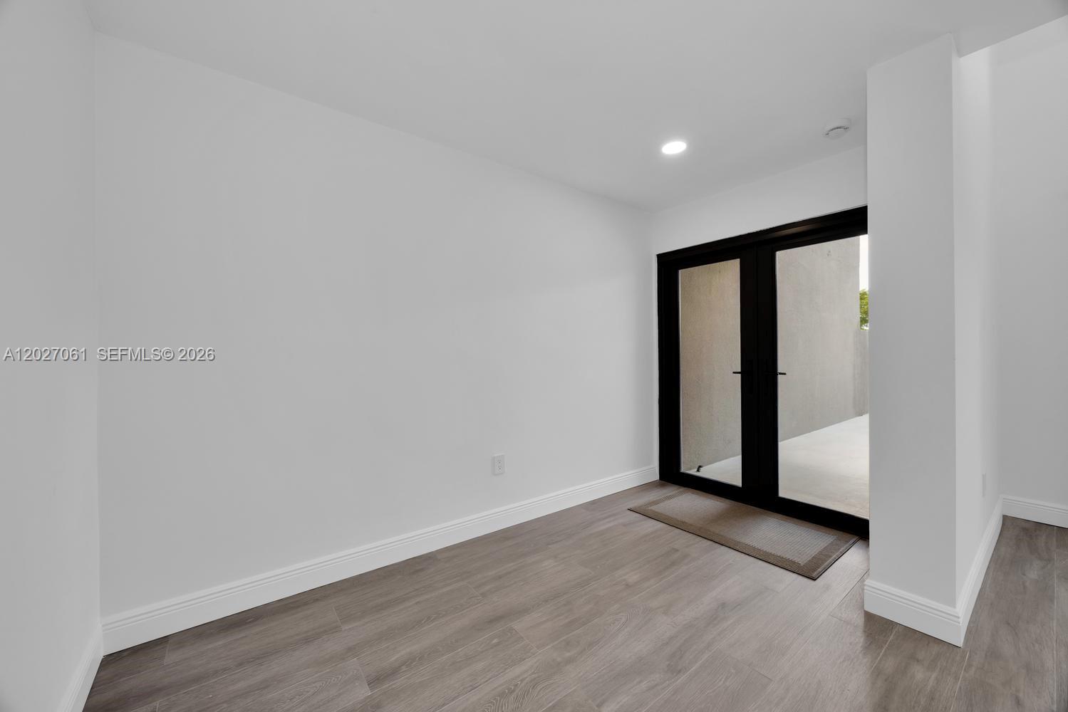 6661 SW 72nd St #35, South Miami FL 33143