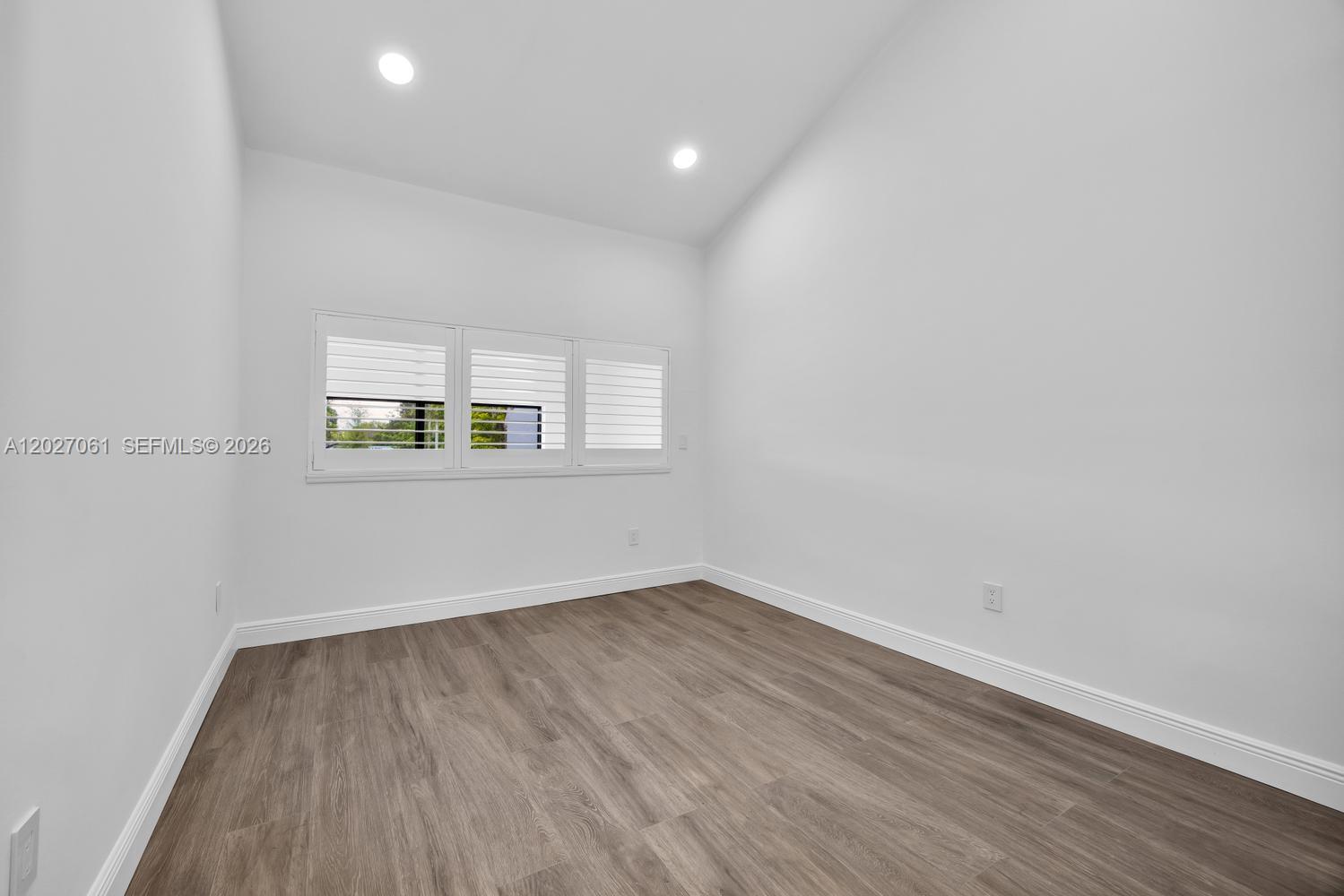 6661 SW 72nd St #35, South Miami FL 33143