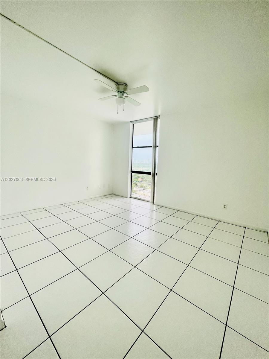 13499 Biscayne Blvd #1613, North Miami FL 33181