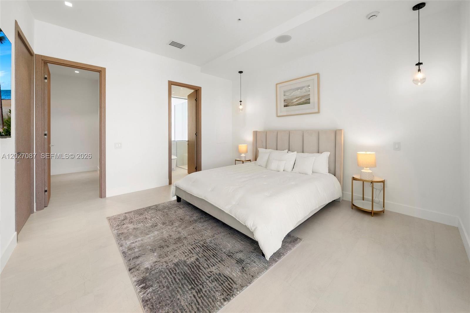 246 NE 6th Ave #302, Delray Beach FL 33483