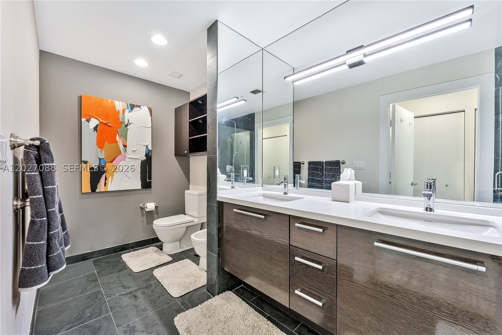 900 Biscayne Blvd #3109, Miami FL 33132