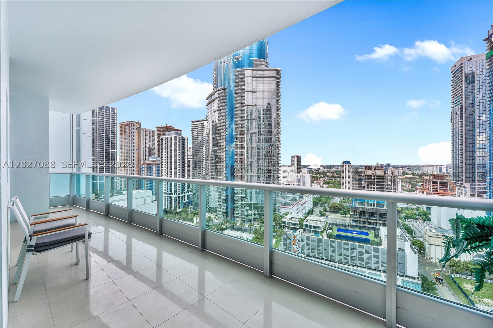 900 Biscayne Blvd #3109, Miami FL 33132