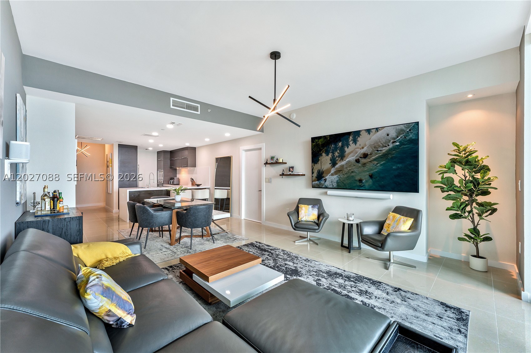 900 Biscayne Blvd #3109, Miami FL 33132