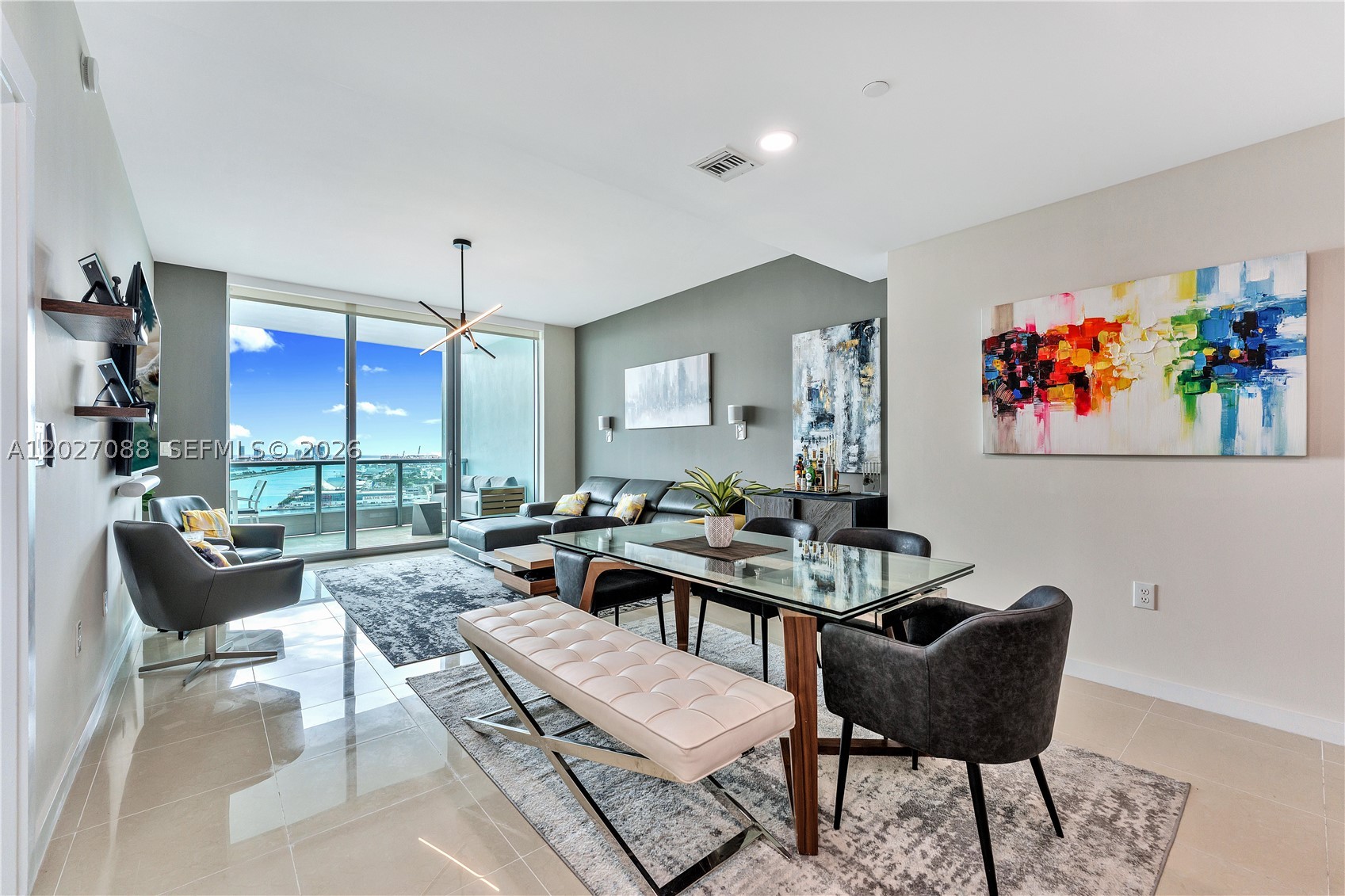 900 Biscayne Blvd #3109, Miami FL 33132