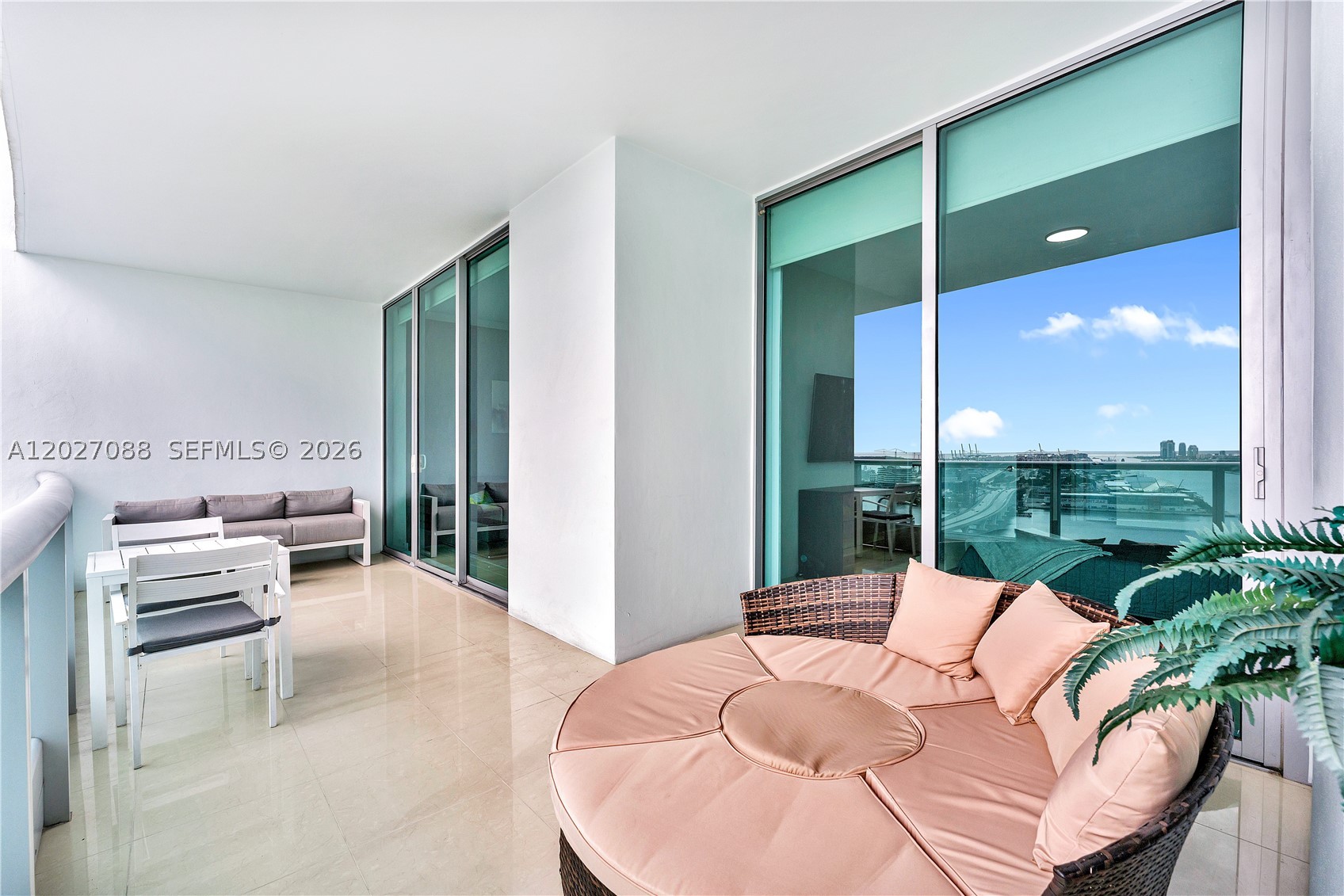 900 Biscayne Blvd #3109, Miami FL 33132