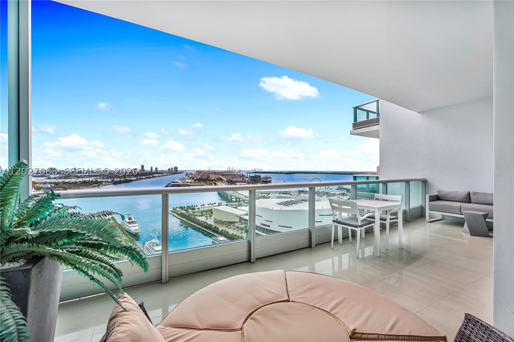 900 Biscayne Blvd #3109, Miami FL 33132