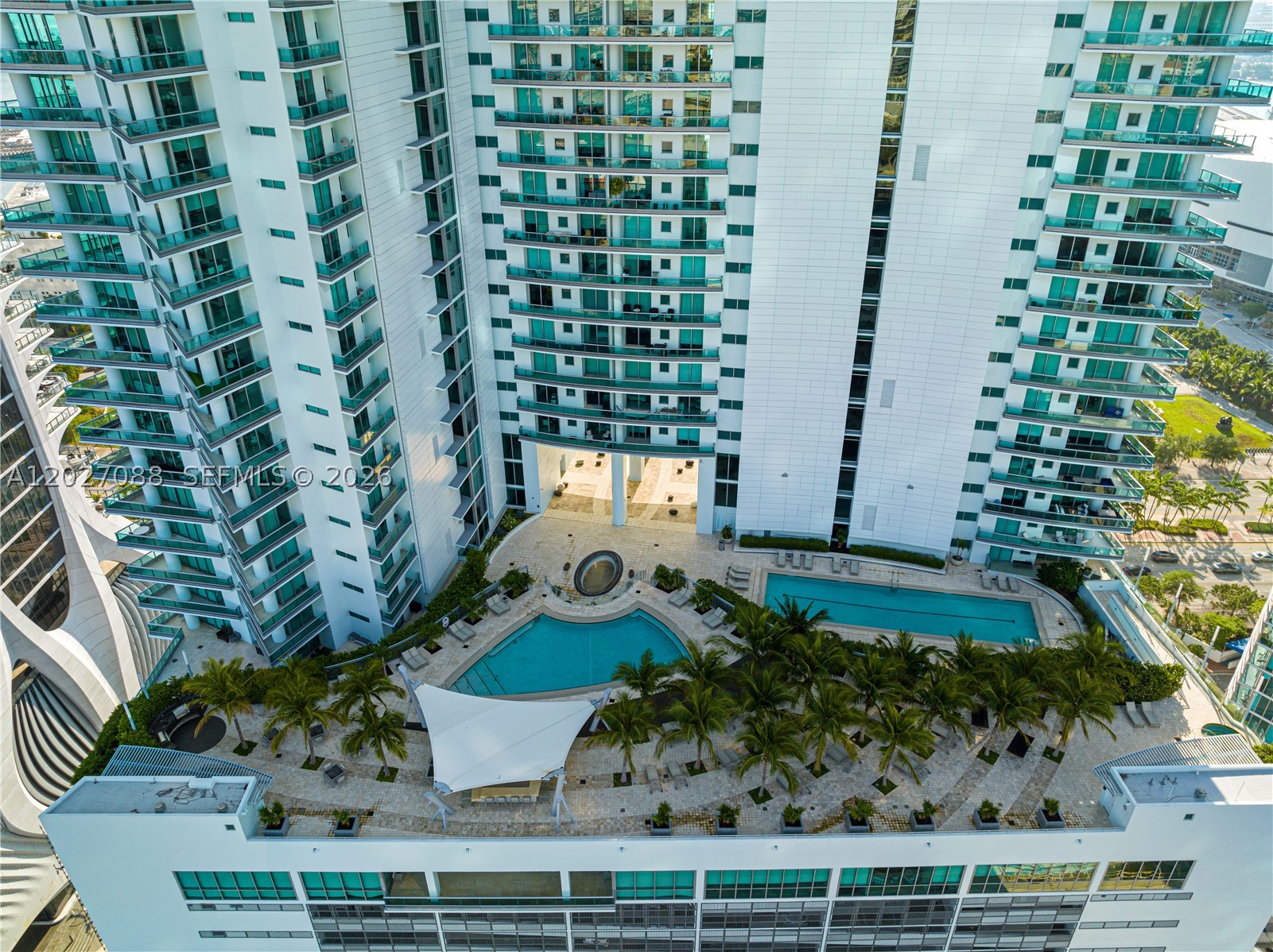 900 Biscayne Blvd #3109, Miami FL 33132