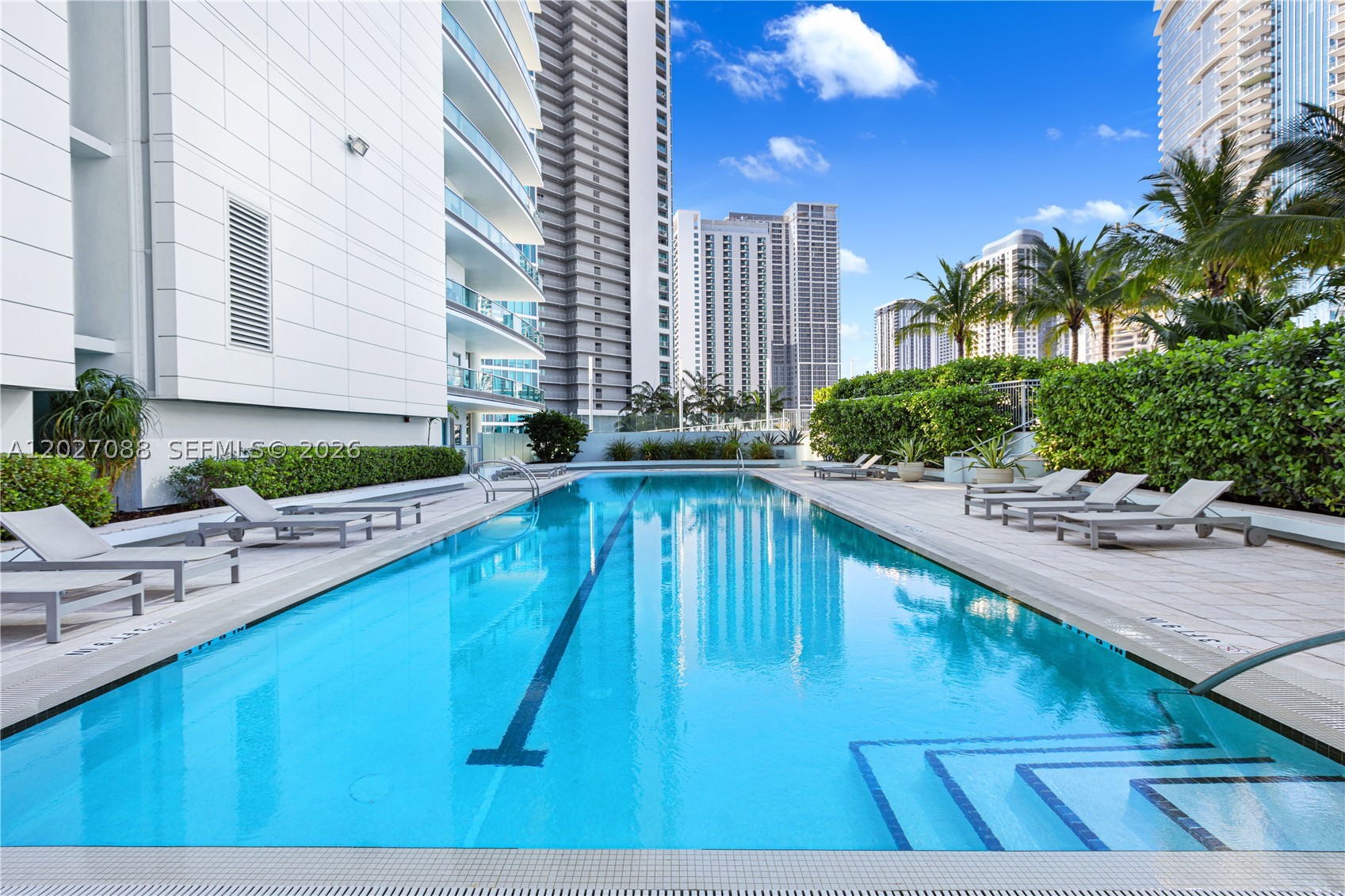 900 Biscayne Blvd #3109, Miami FL 33132