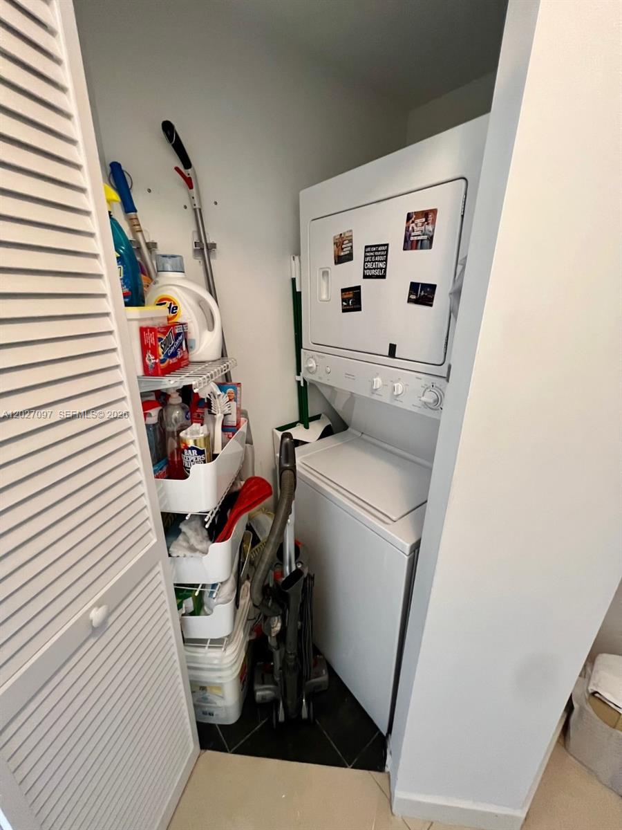 1111 SW 1 Ave #3419, Miami FL 33130