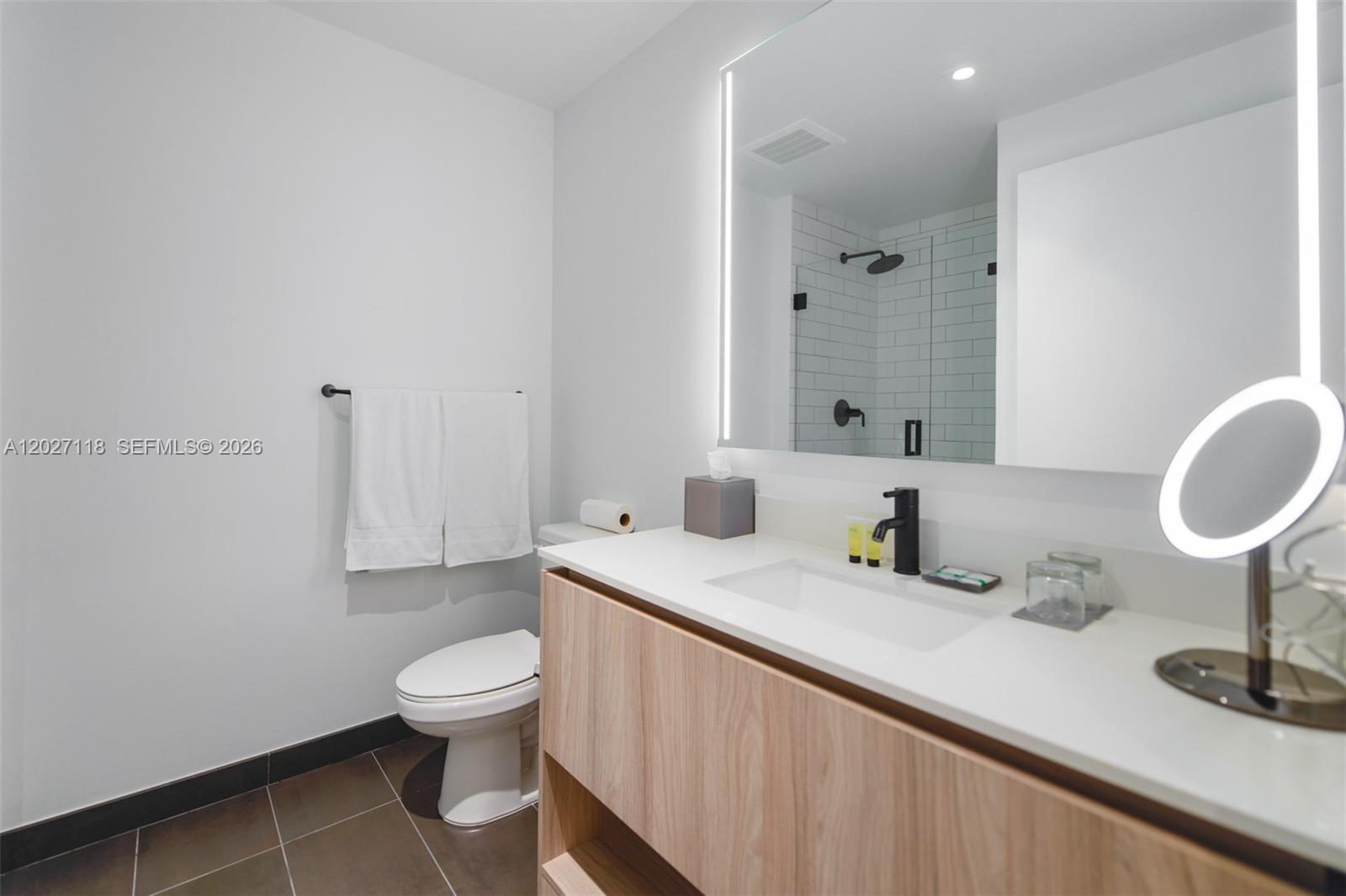 398 NE 5th St #3505, Miami FL 33132