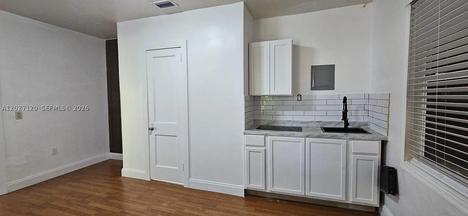 435 SW 33rd Ave, Miami FL 33135