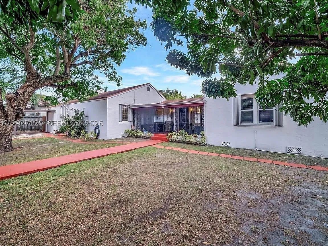 435 SW 33rd Ave, Miami FL 33135