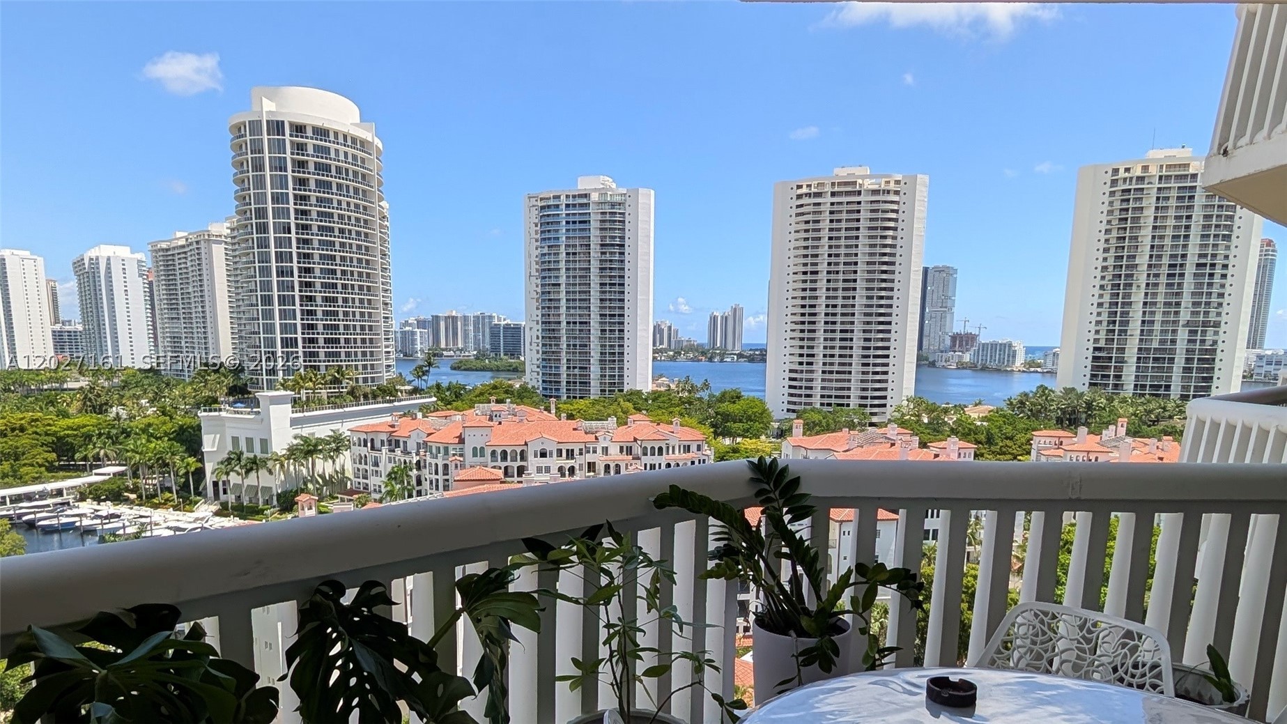 2000 Island Blvd #1404, Aventura FL 33160