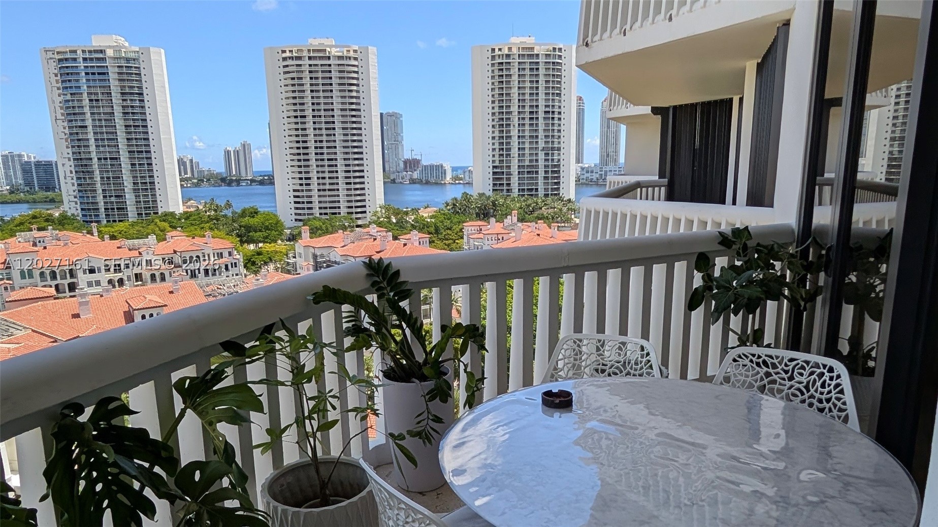 2000 Island Blvd #1404, Aventura FL 33160