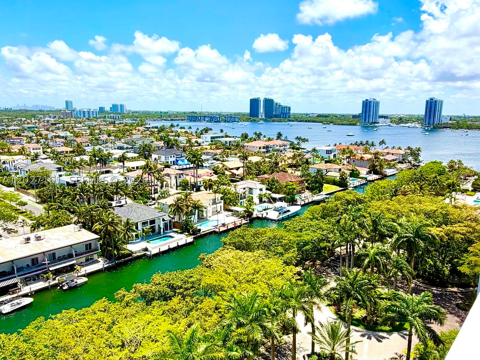 2000 Island Blvd #1404, Aventura FL 33160