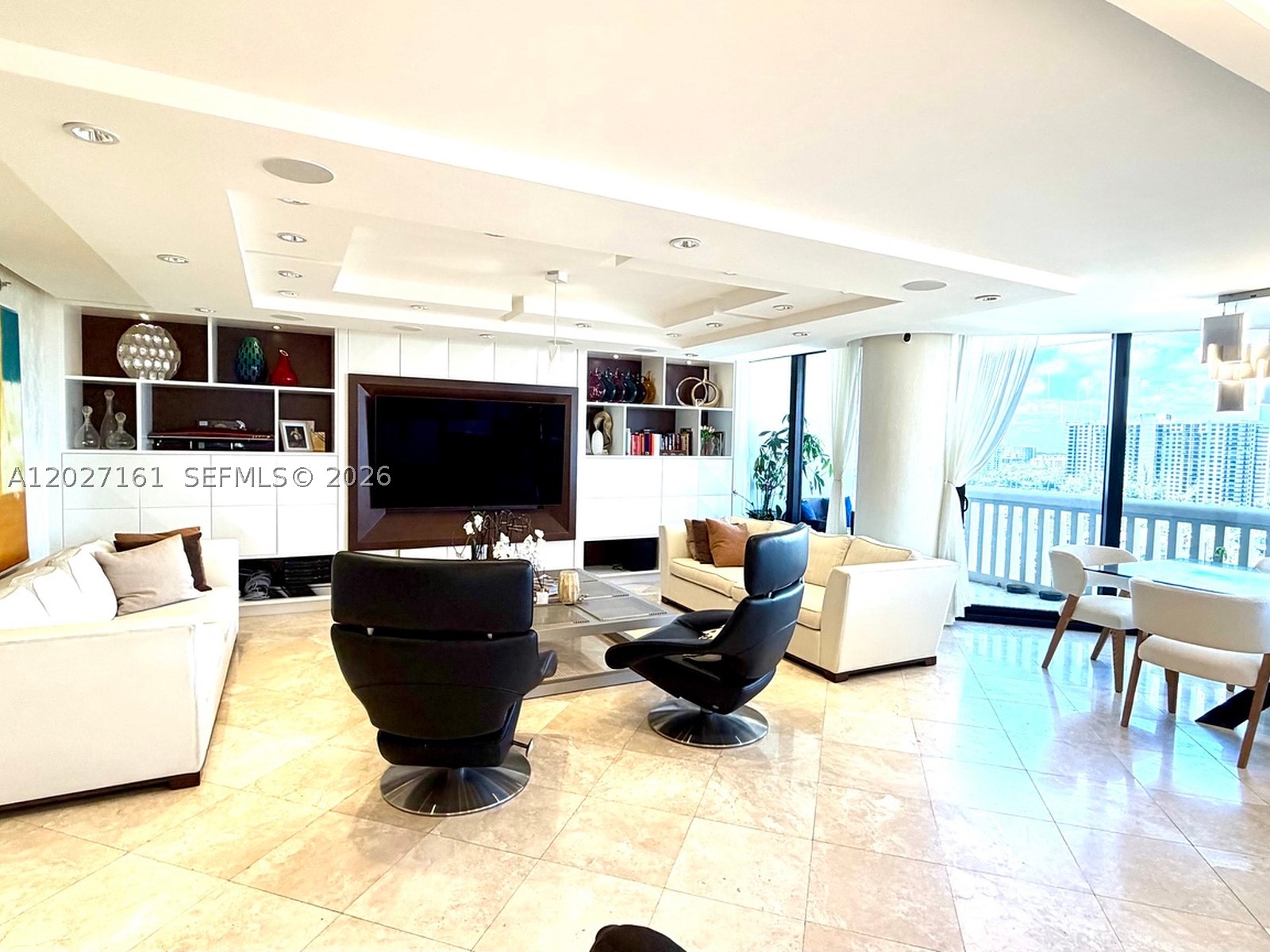2000 Island Blvd #1404, Aventura FL 33160