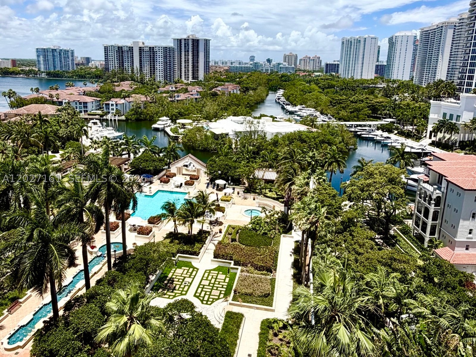 2000 Island Blvd #1404, Aventura FL 33160