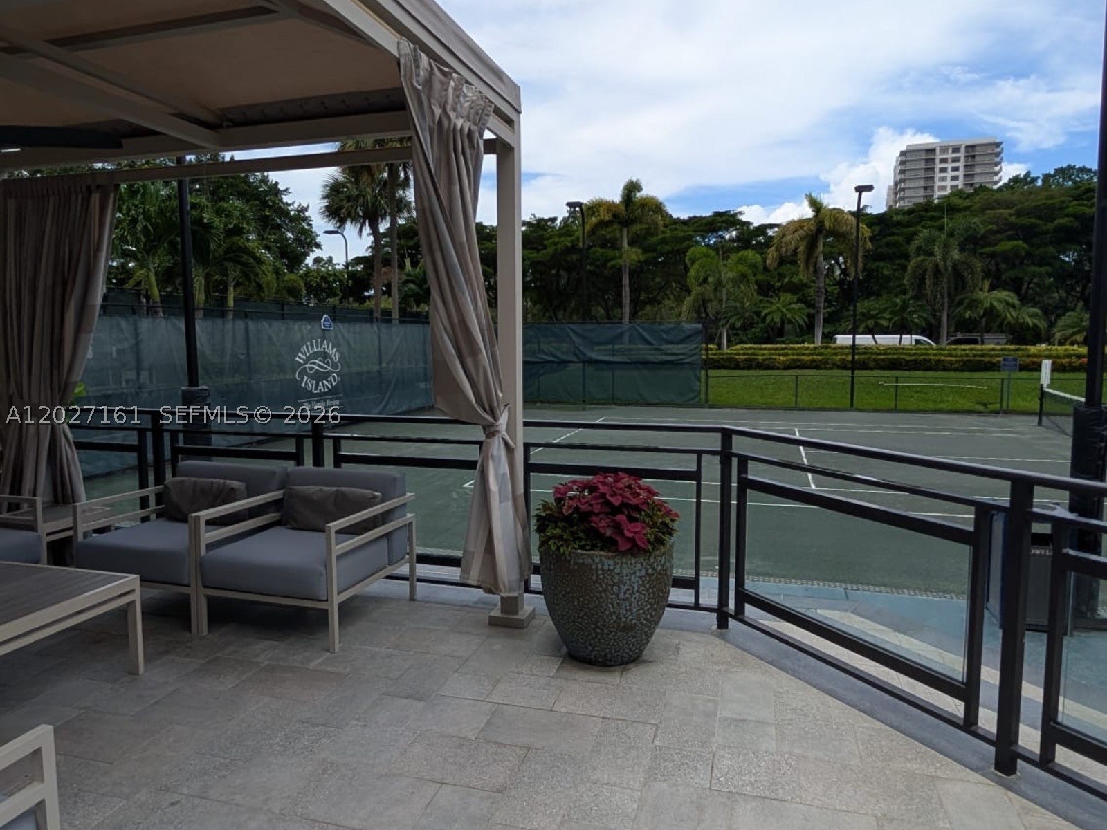 2000 Island Blvd #1404, Aventura FL 33160