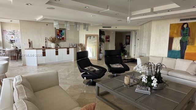 2000 Island Blvd #1404, Aventura FL 33160