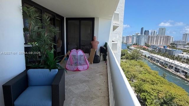 2000 Island Blvd #1404, Aventura FL 33160