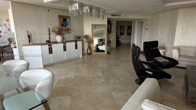 2000 Island Blvd #1404, Aventura FL 33160