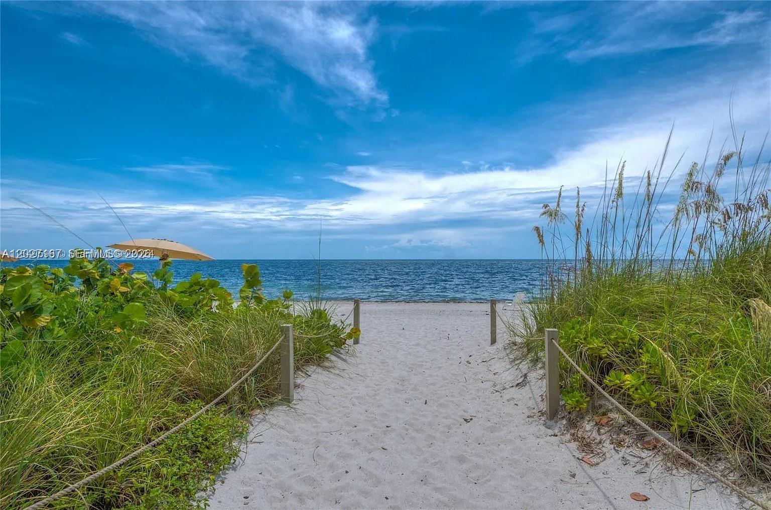 1121 Crandon Blvd #D1007, Key Biscayne FL 33149