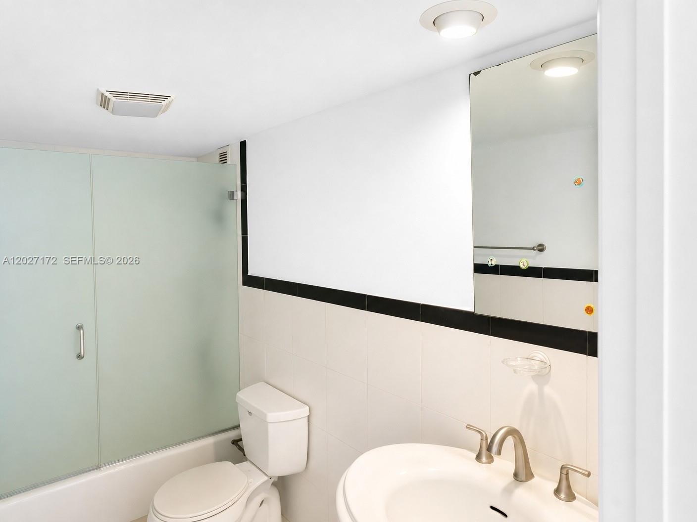 1925 Brickell Ave #D-1808, Miami FL 33129