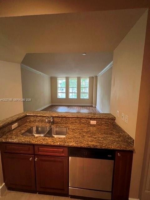 3001 NE 185th St #218, Aventura FL 33180