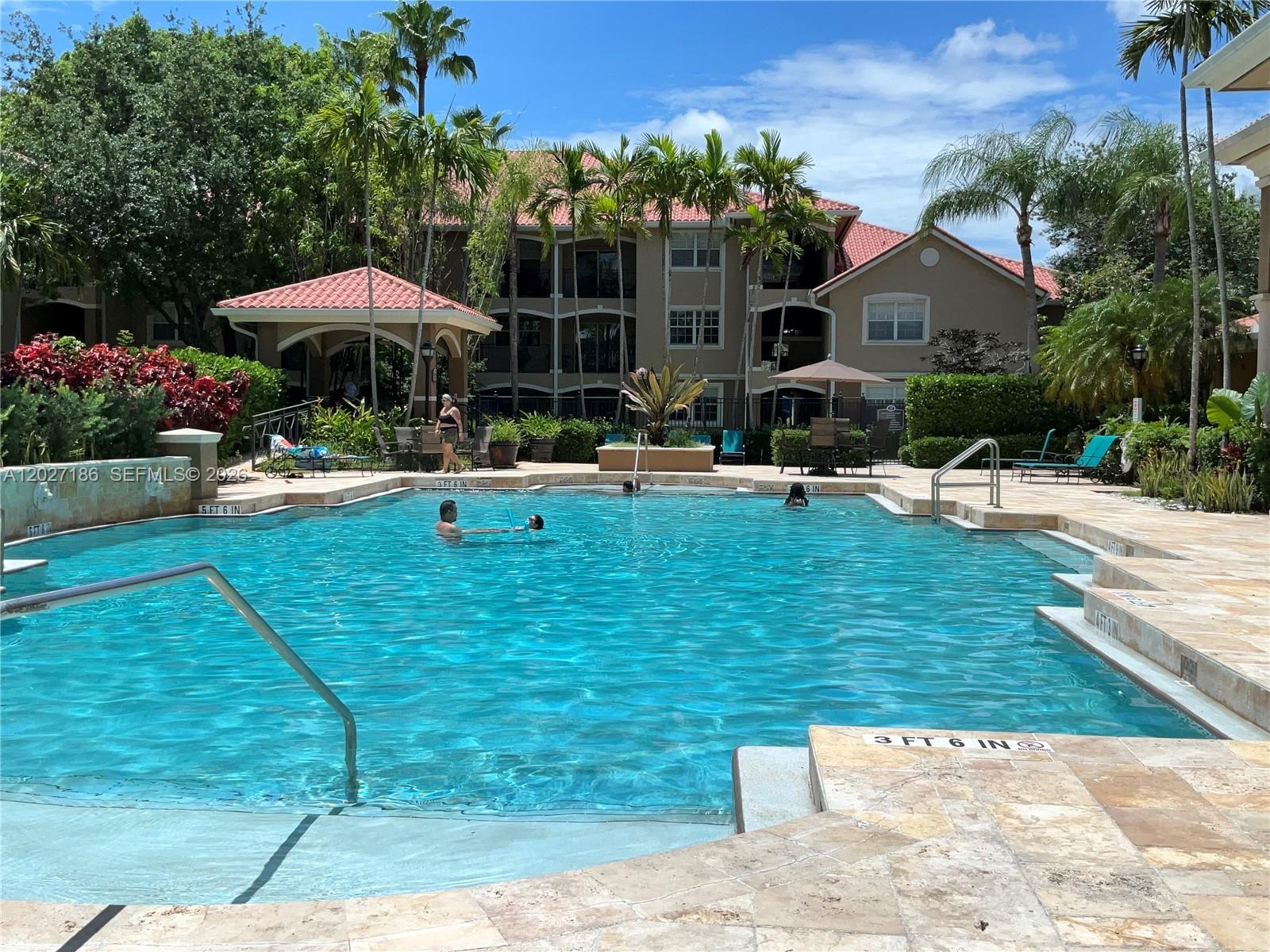 11700 SW 1st St #3207, Pembroke Pines FL 33025