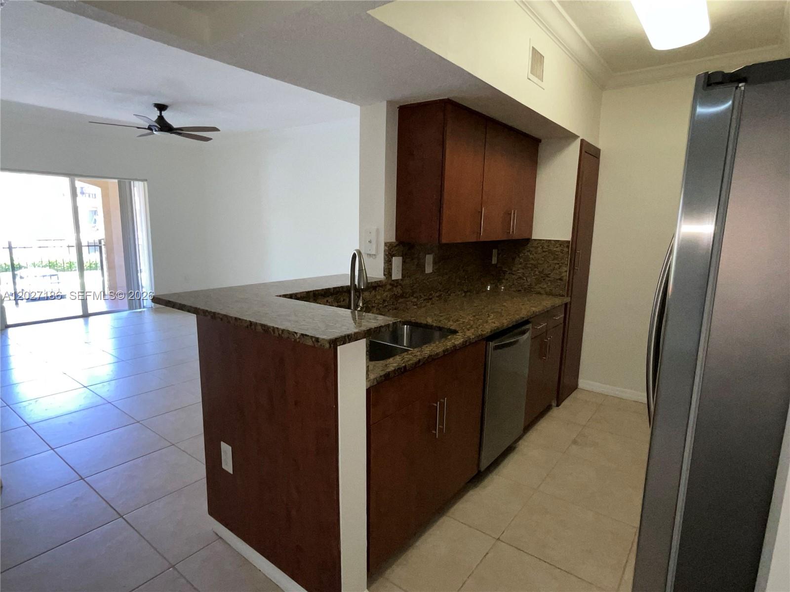 11700 SW 1st St #3207, Pembroke Pines FL 33025