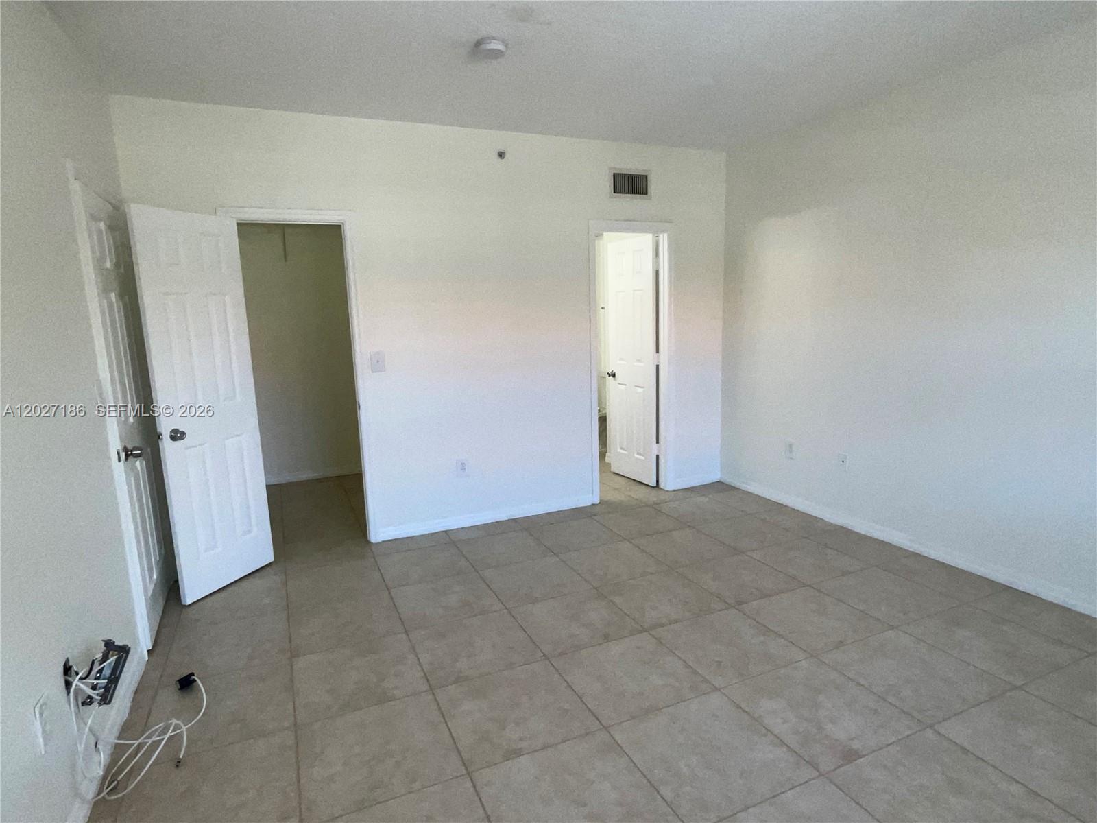 11700 SW 1st St #3207, Pembroke Pines FL 33025