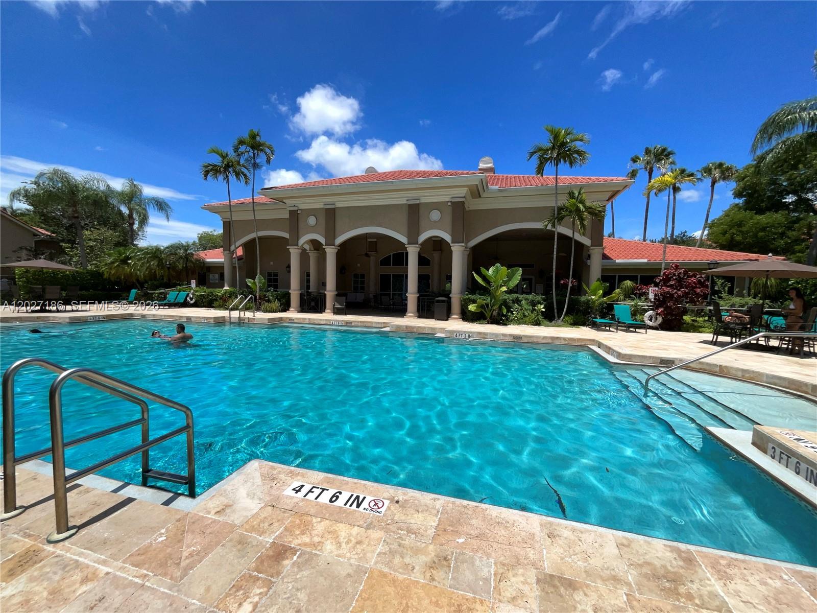 11700 SW 1st St #3207, Pembroke Pines FL 33025