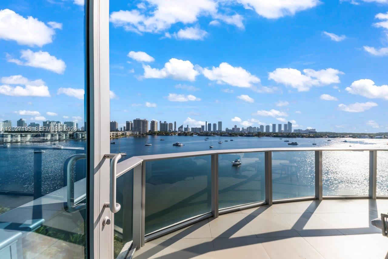 17301 Biscayne Blvd #811, North Miami Beach FL 33160