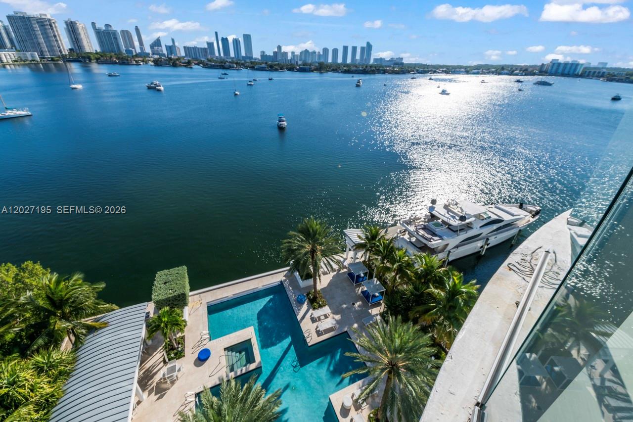 17301 Biscayne Blvd #811, North Miami Beach FL 33160