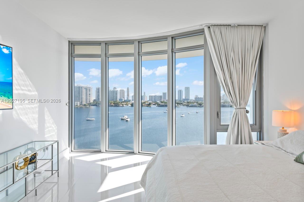 17301 Biscayne Blvd #811, North Miami Beach FL 33160