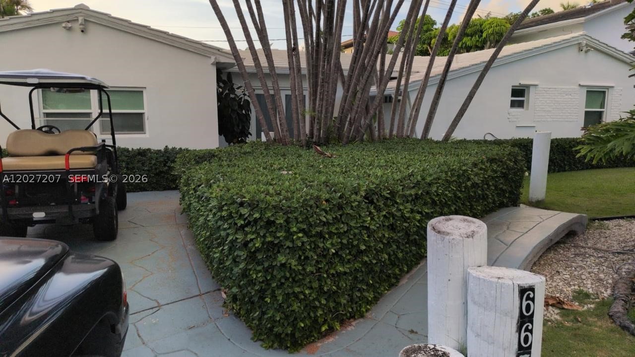 665 Allendale Rd, Key Biscayne FL 33149