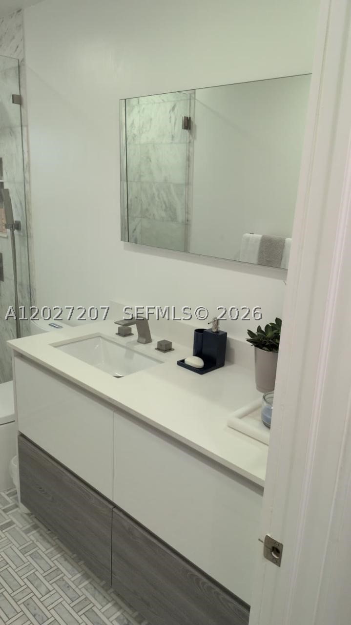 665 Allendale Rd, Key Biscayne FL 33149