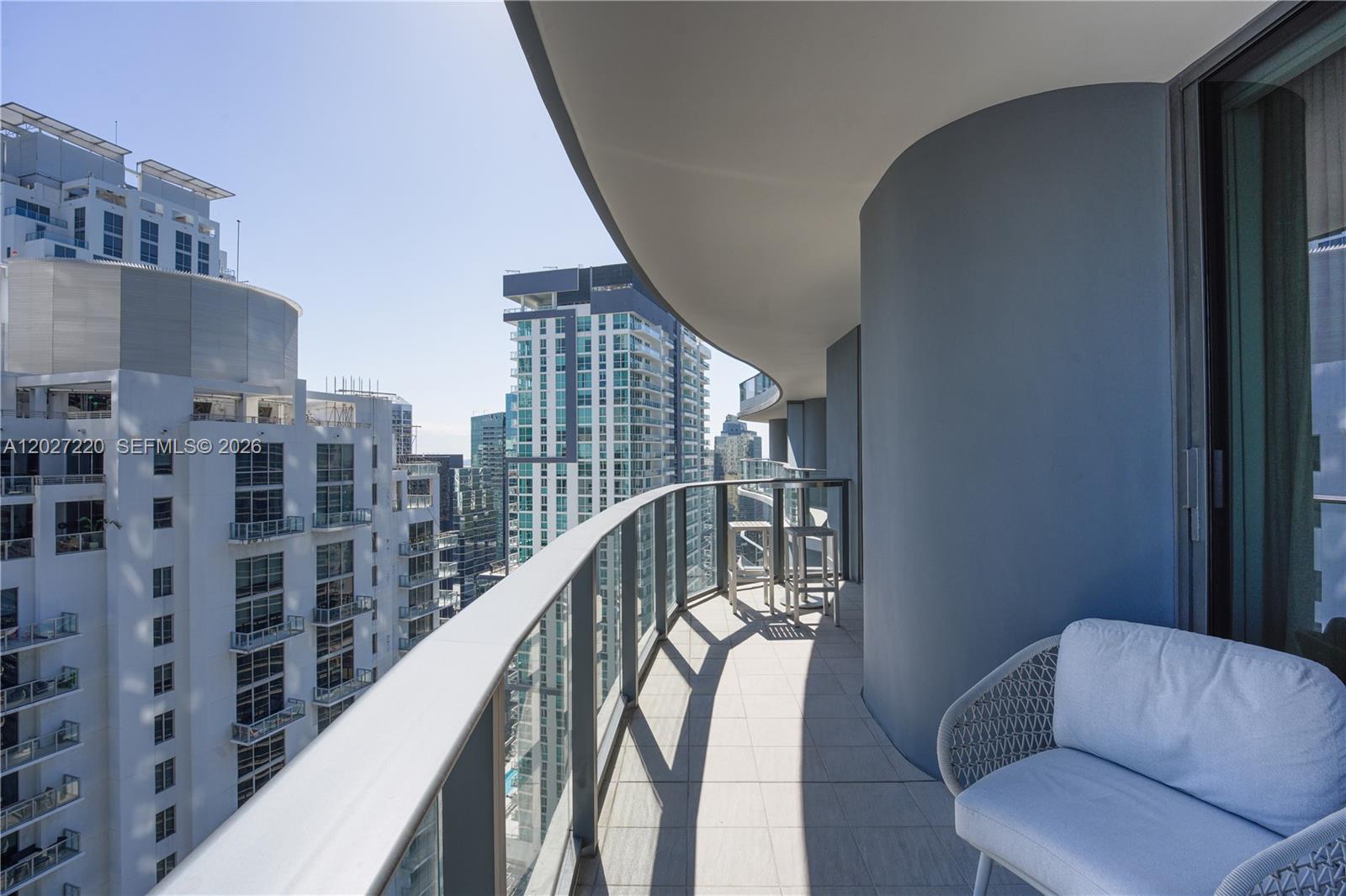 1000 Brickell Plz #3705, Miami FL 33131