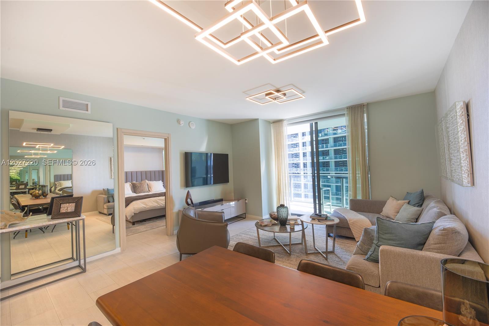 1000 Brickell Plz #3705, Miami FL 33131