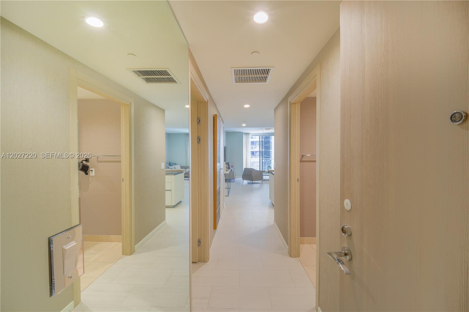1000 Brickell Plz #3705, Miami FL 33131