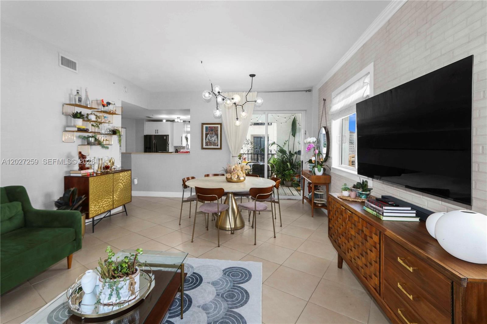 10 Aragon Ave #1106, Coral Gables FL 33134