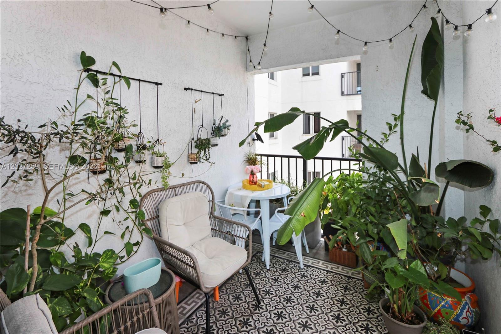 10 Aragon Ave #1106, Coral Gables FL 33134