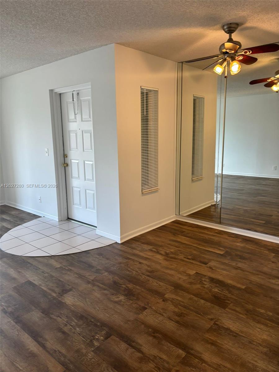 718 Sunny Pine Way #H2, Green Acres FL 33415